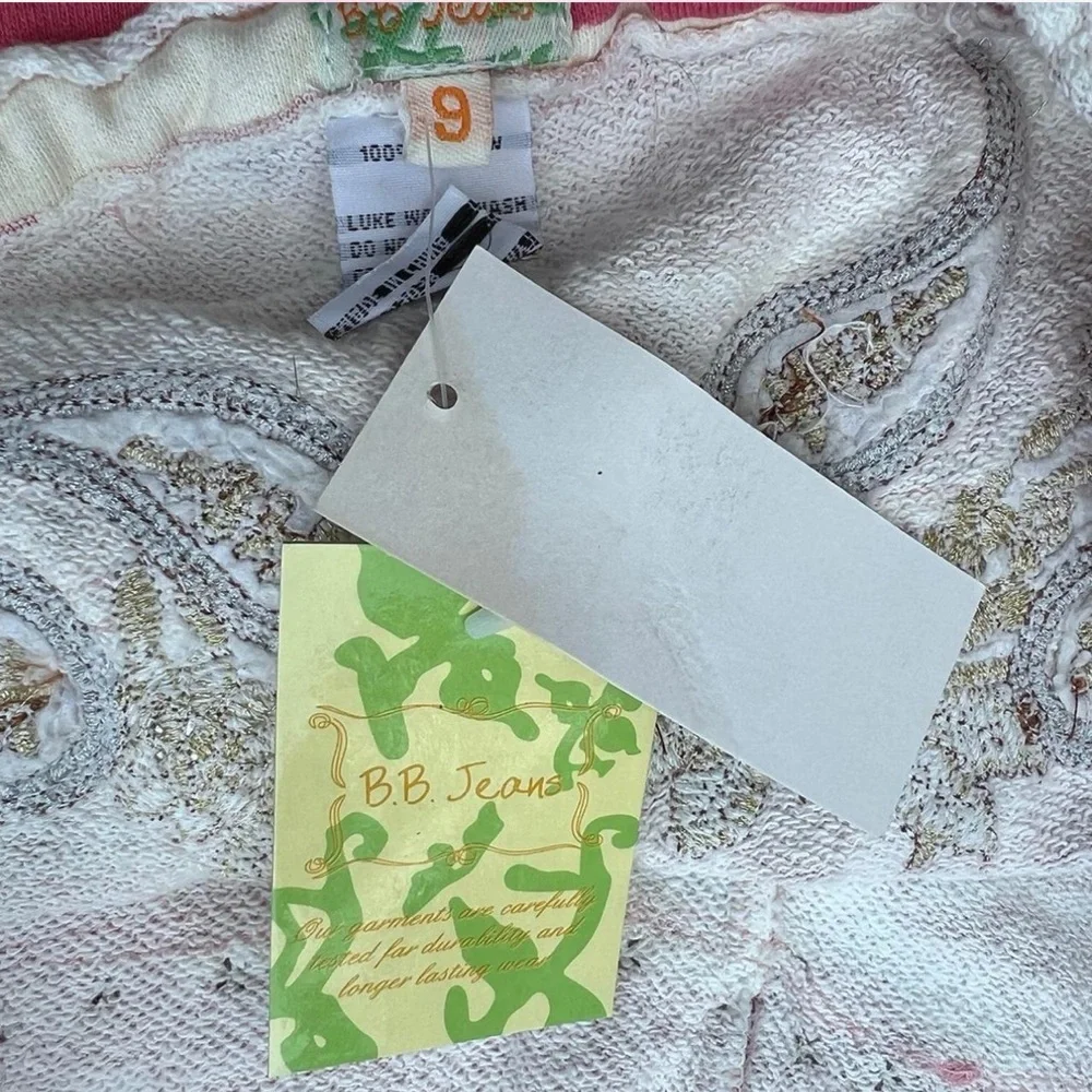 Stylish Pink Camouflage Capris - Picture 5 of 5